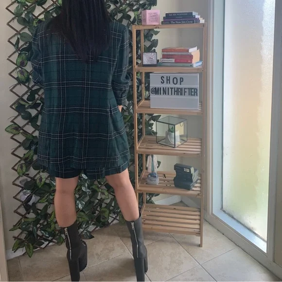 Valerie Stevens Set - Picture 2 of 9